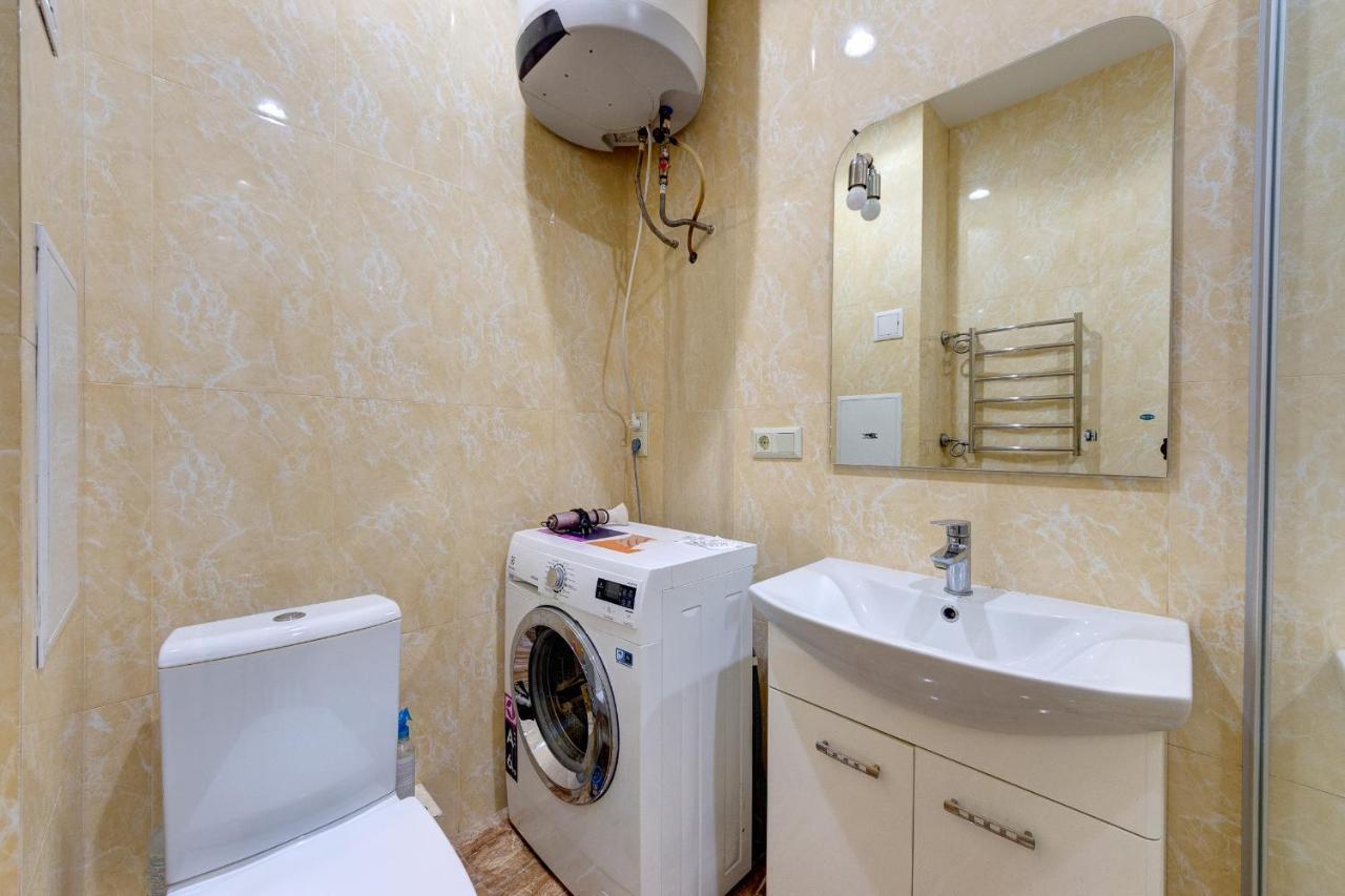 Apartments Near Kiev Botanical Garden Ym.Hryshka Bagian luar foto