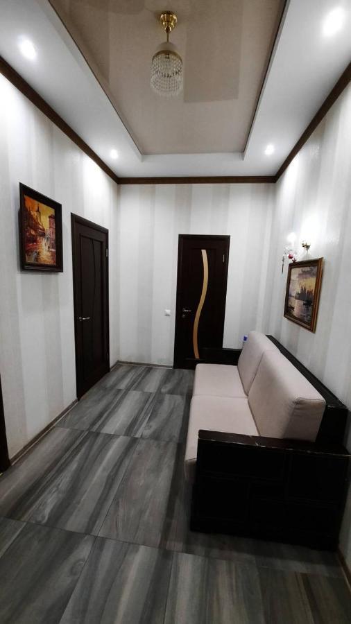 Apartments Near Kiev Botanical Garden Ym.Hryshka Bagian luar foto