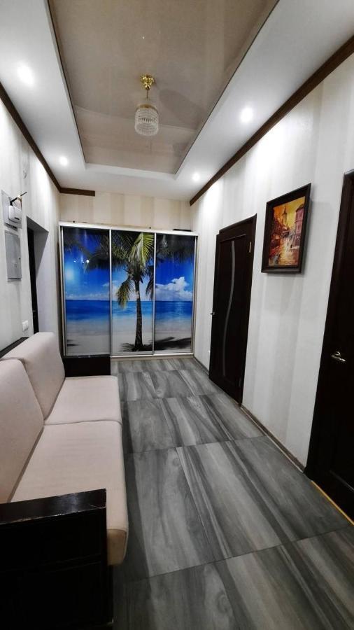 Apartments Near Kiev Botanical Garden Ym.Hryshka Bagian luar foto
