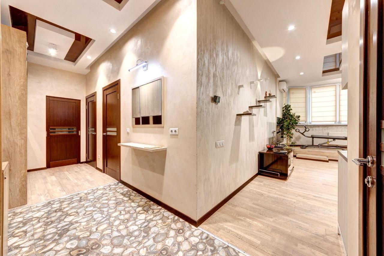 Apartments Near Kiev Botanical Garden Ym.Hryshka Bagian luar foto